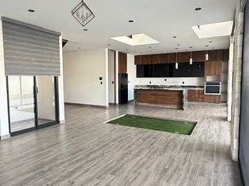 Masada casa amplio con 4 habitaciones