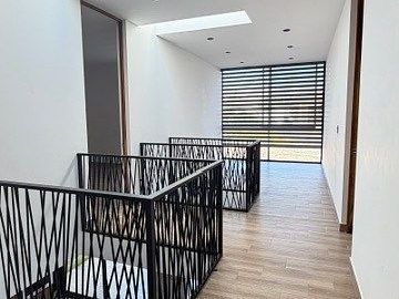 Masada casa amplio con 4 habitaciones