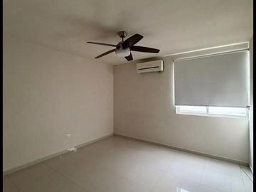 Residencia en venta Cumbres Elite (Op. Sec)