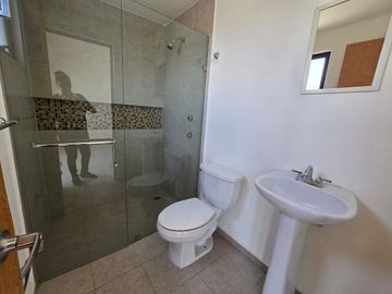 OPORTUNIDAD, CASA EN EL MIRADOR, EL MARQUES, QUERETARO