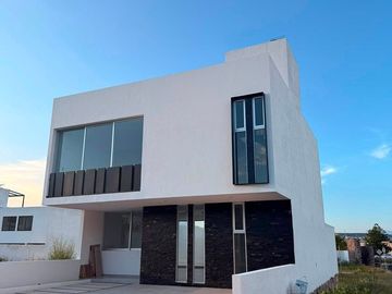 CASA EN ZAKIA, EL MARQUES, QUERETARO