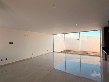 CASA EN ZAKIA, EL MARQUES, QUERETARO