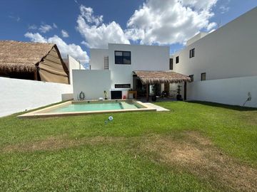 CASA EN VENTA MERIDA, TAMANCHE, PRIVADA ROCIO COUNTRY LIVING, A 1 MES.