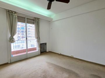 Yerbal al 2500 - Departamento de 3 amb. con dependencia en alquiler
