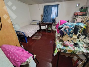 Venta de Terreno con Local comercial y 4 deptos, Saturnino Torres, Nqn Capital