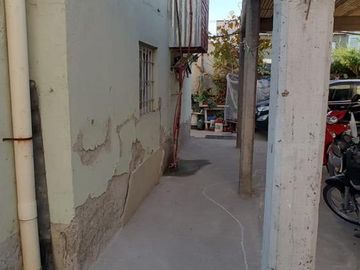 Venta de Terreno con Local comercial y 4 deptos, Saturnino Torres, Nqn Capital