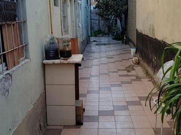Venta de Terreno con Local comercial y 4 deptos, Saturnino Torres, Nqn Capital
