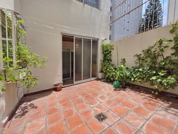 Excelente 4 amb   escritorio   balcón terraza con parrilla propia  - 2 cocheras