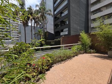 Excelente 4 amb   escritorio   balcón terraza con parrilla propia  - 2 cocheras
