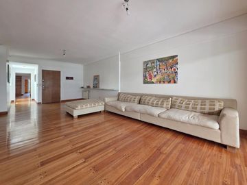 Excelente 4 amb   escritorio   balcón terraza con parrilla propia  - 2 cocheras