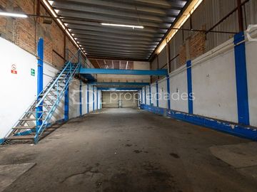 FELIPE ÁNGELES BODEGA COMERCIAL EN VENTA
