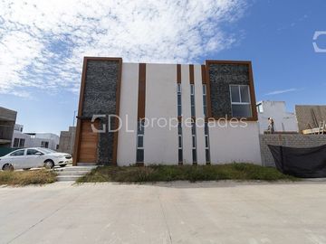 CAPITAL NORTE COTO ALICANTE CASA EN VENTA