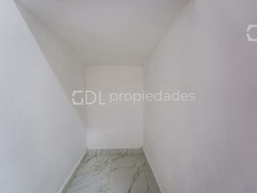 EL MANANTIAL CASA RECIÉN REMODELADA EN VENTA