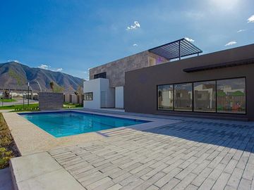 Casa  en Renta Cumbres
