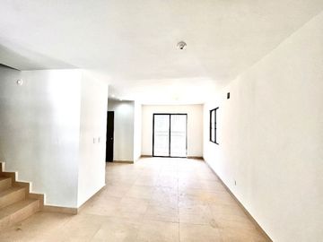 Casa  en Renta Cumbres