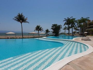 Departamento de Lujo en Venta en Marina Vallarta | Bay View Grand