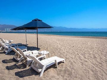 Departamento Frente al Mar en Venta en Marina Vallarta | Condo Caracoles