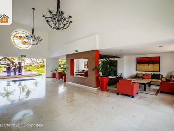 Departamento Frente al Mar en Venta en Marina Vallarta | Condo Caracoles