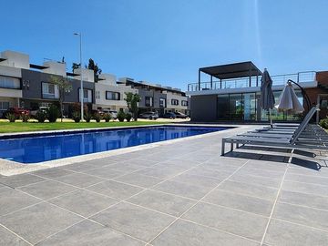 Casa en renta en Abié Residencial Zapopan con roof garden y casa club