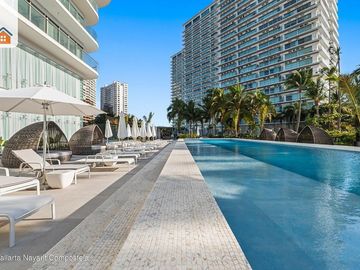 Departamento de Lujo con Vista al Océano en Marina Puerto Vallarta
