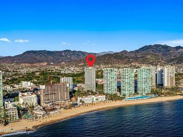 Departamento de Lujo con Vista al Océano en Marina Puerto Vallarta