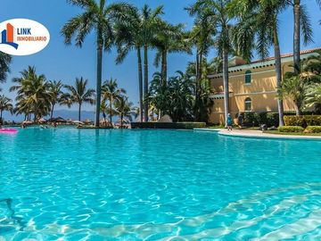 Departamento de Lujo Frente al Mar en Venta en Marina Vallarta | Porto Fino