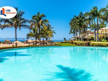 Departamento de Lujo Frente al Mar en Venta en Marina Vallarta | Porto Fino