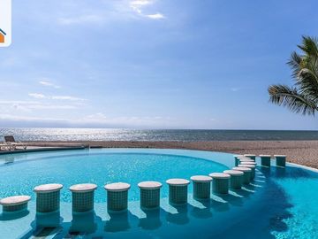 Departamento en venta frente al mar en Bay View Grand Marina Vallarta