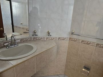 Casa en renta dentro de Coto en Virreyes, Zapopan