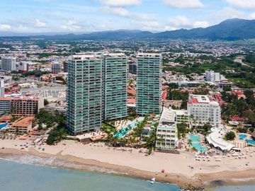 Departamento Frente al Mar en Venta en ICON Puerto Vallarta