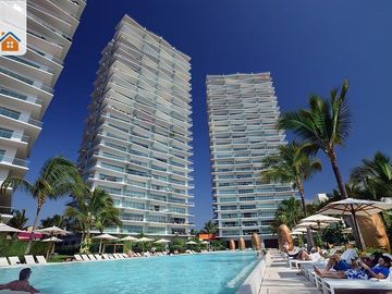 Departamento amueblado frente al mar en venta en Puerto Vallarta