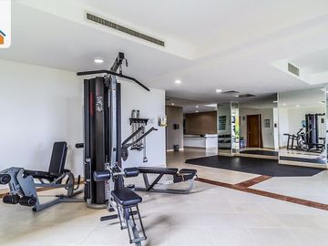Departamento amueblado frente al mar en venta en Grand Venetian Puerto Vallarta