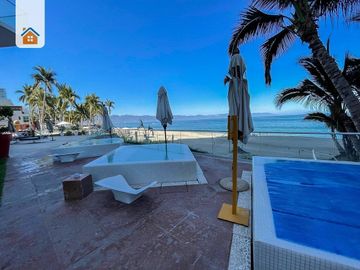 Departamento de Lujo Frente al Mar en Venta en ICON Vallarta