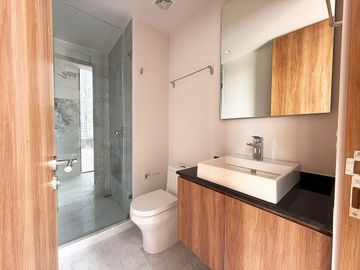 Departamento de 1 Recámara en Venta | Ventura Vertical District, Zona Real