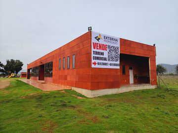 VENTA DE CENTRO DE EVENTOS CON EXCELENTE UBICACION