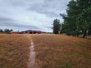 VENTA DE CENTRO DE EVENTOS CON EXCELENTE UBICACION