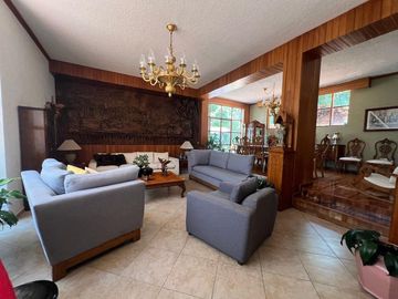 CASA, RESIDENCIA VENTA EN LA COLONIA SEATTLE, ZAPOPAN