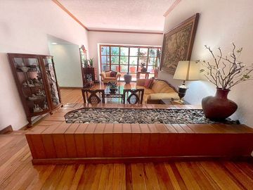 CASA, RESIDENCIA VENTA EN LA COLONIA SEATTLE, ZAPOPAN