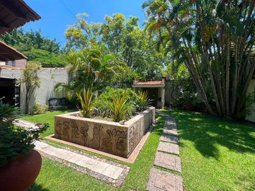 CASA, RESIDENCIA VENTA EN LA COLONIA SEATTLE, ZAPOPAN