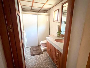CASA, RESIDENCIA VENTA EN LA COLONIA SEATTLE, ZAPOPAN