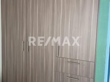 VENTA CASA FRACCIONAMIENTO HACIENDA LA GLORIA CON TERRENO EXCEDENTE