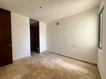 DEPARTAMENTO EN VENTA EN EL NORTE DE MÉRIDA SOBRE AVENIDA EN SANTA GERTRUDIS