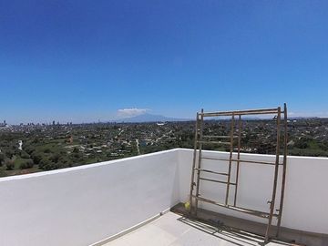 DEPARTAMENTO EN LOMAS