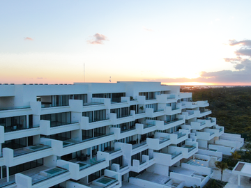 DEPARTAMENTO CON PLAYA