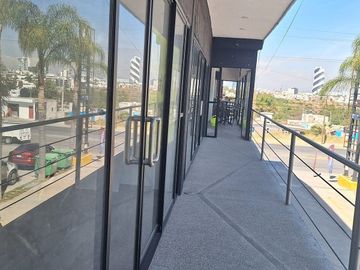 LOCALES EN RENTA CERCA DE CARMELITAS