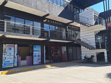 LOCALES EN VENTA CERCA DE CARMELITAS