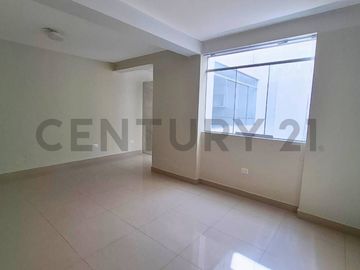 DEPARTAMENTO 3ER PISO EN VENTA EN TACNA