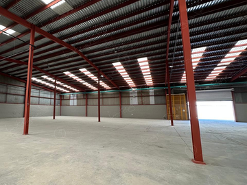 Bodega industrial en renta – Parque Fernández