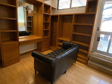 RESIDENCIA DE LUJO EN VENTA CON ELEVADOR, ROOF GARDEN, PANELES SOLARES Y VISTA P