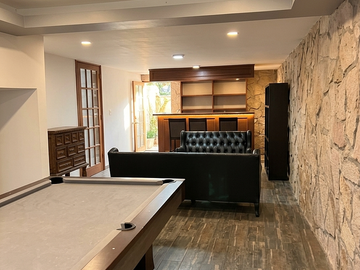 RESIDENCIA DE LUJO EN VENTA CON ELEVADOR, ROOF GARDEN, PANELES SOLARES Y VISTA P